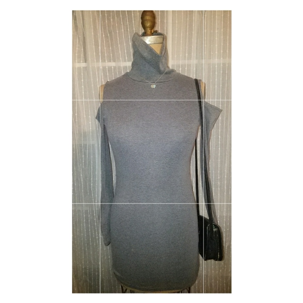 🐢Turtle Neck Bare Shoulder mini dress  (Grey)